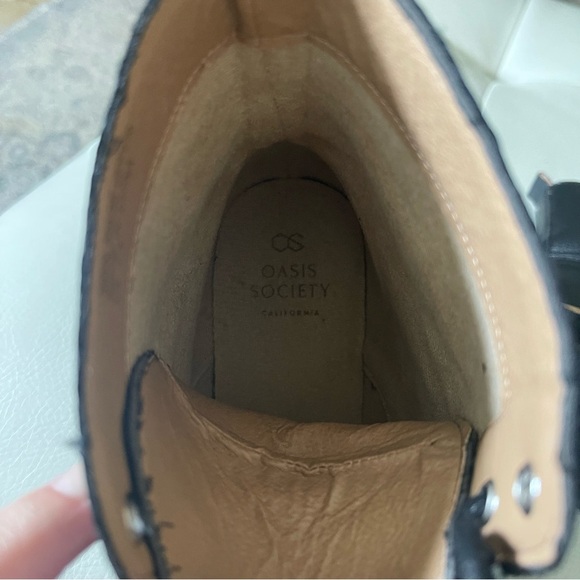 Oasis Society Black lace up combat boot size 7.5 vegan leather EUC - Picture 10 of 15